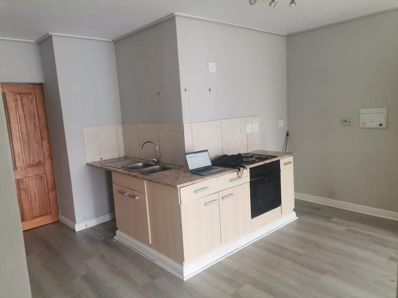 To Let 2 Bedroom Property for Rent in Royal Ascot Western Cape